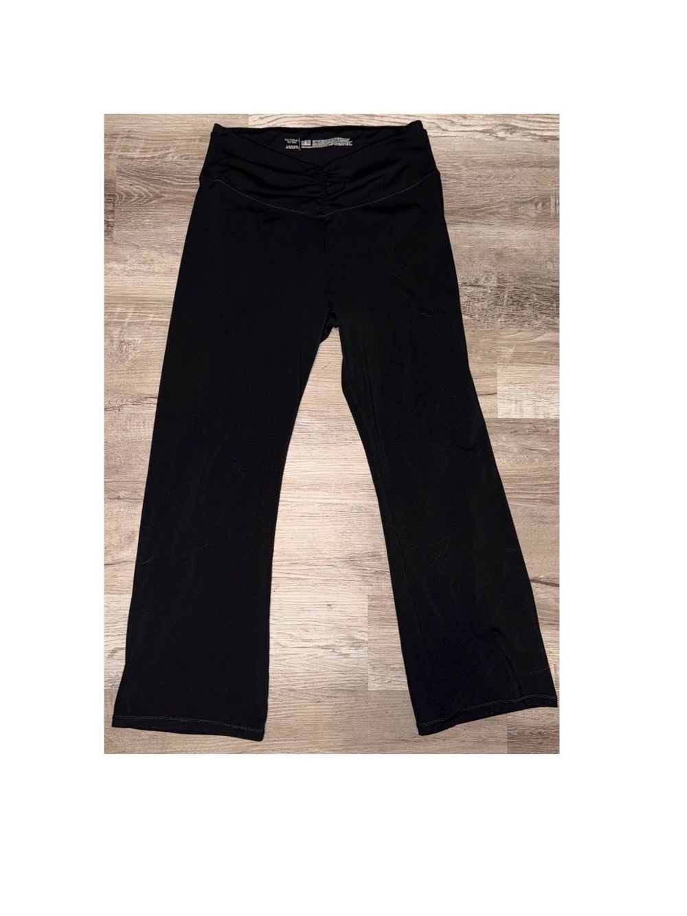 Like New Victoria's Secret On Point Live Ruched V-Front Flare Leggings Size XL